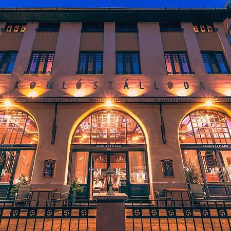 Komlo Hotel Gyula Luaran gambar